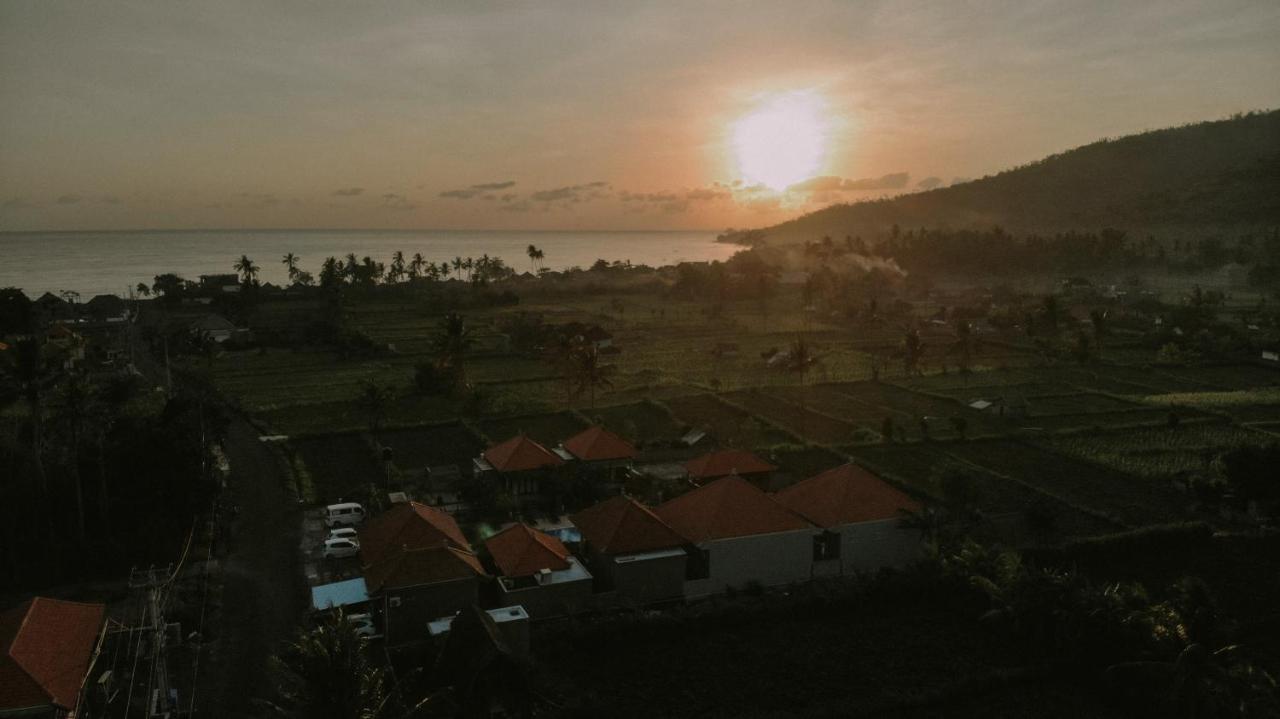 Damar Sanjaya Uttama Villa Amed Exteriör bild
