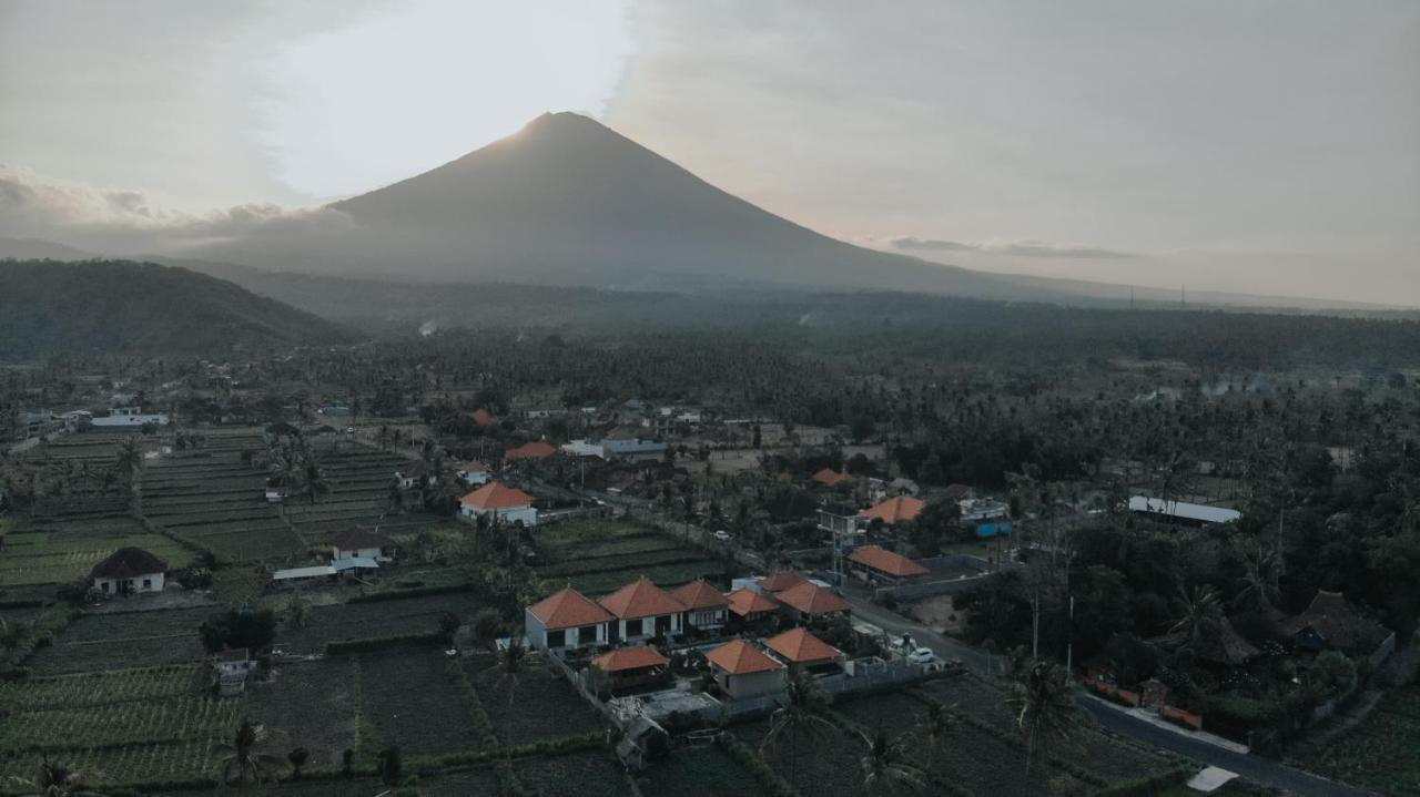 Damar Sanjaya Uttama Villa Amed Exteriör bild