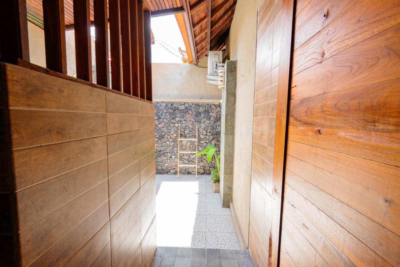 Damar Sanjaya Uttama Villa Amed Exteriör bild