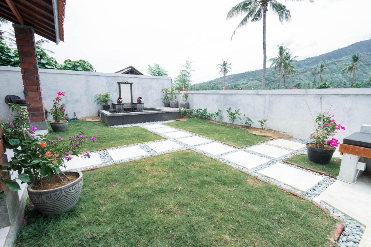 Damar Sanjaya Uttama Villa Amed Exteriör bild